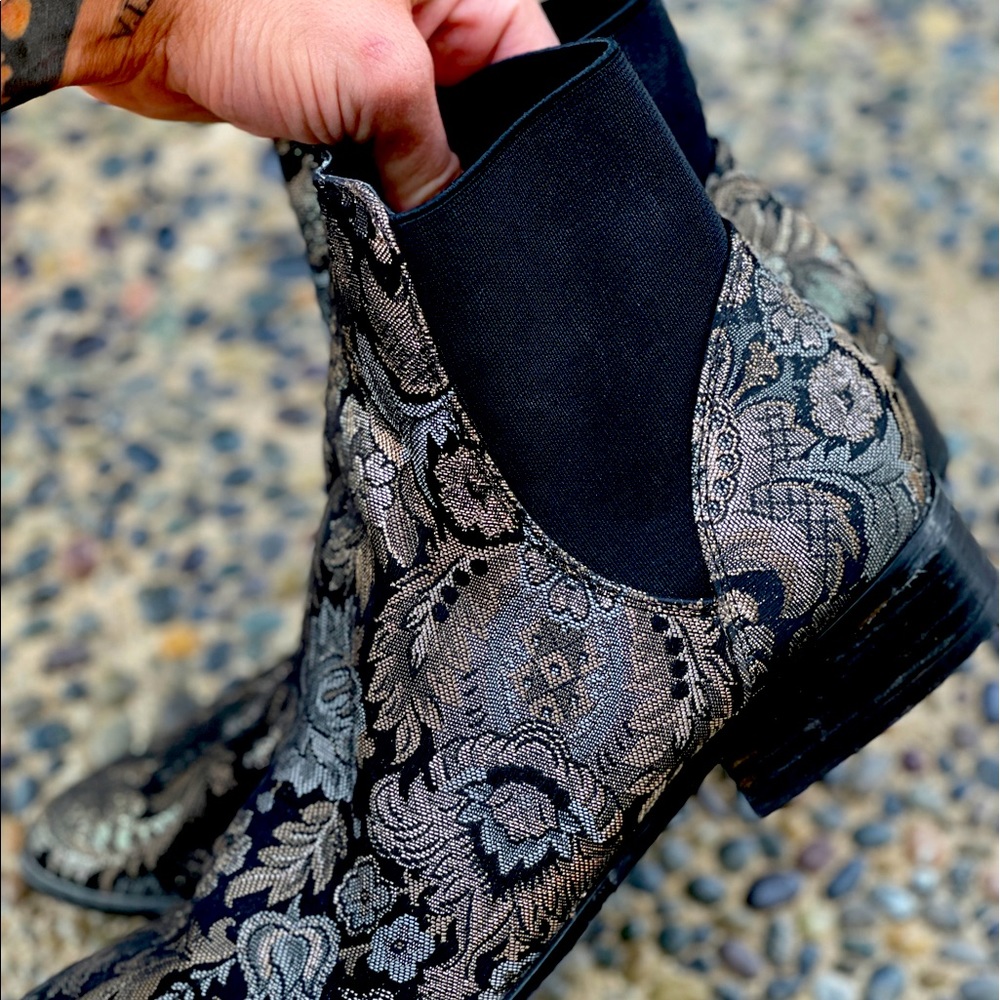 booties size 6// 6.5 aldo floral